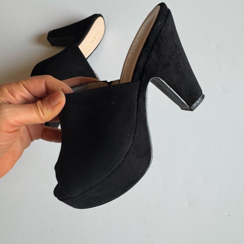 Open toe heel - Picture 2 of 11